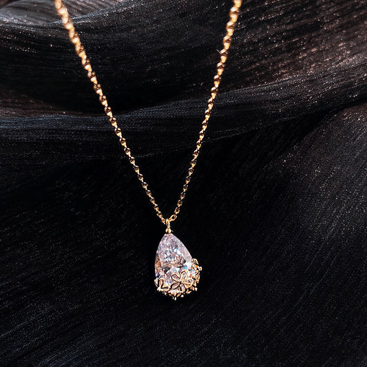 Collier goutte de cristal